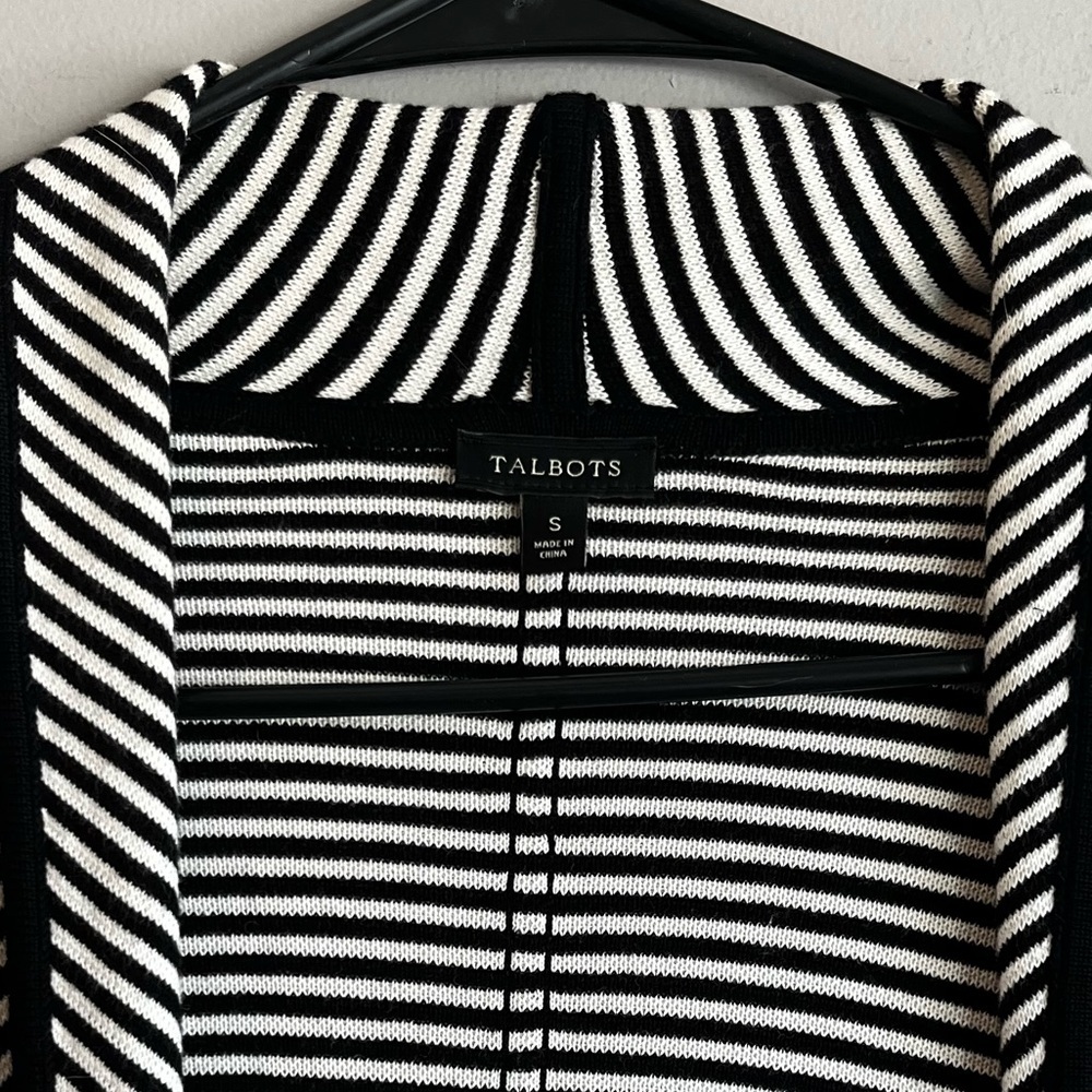 Women’s Talbots Black and White Open Knit Striped Cardigan S/M Capsule - Picture 4 of 9